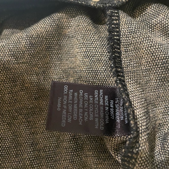 Worthington leopard skirt over knee 30 inch west 29 length from top side slit - Picture 6 of 8